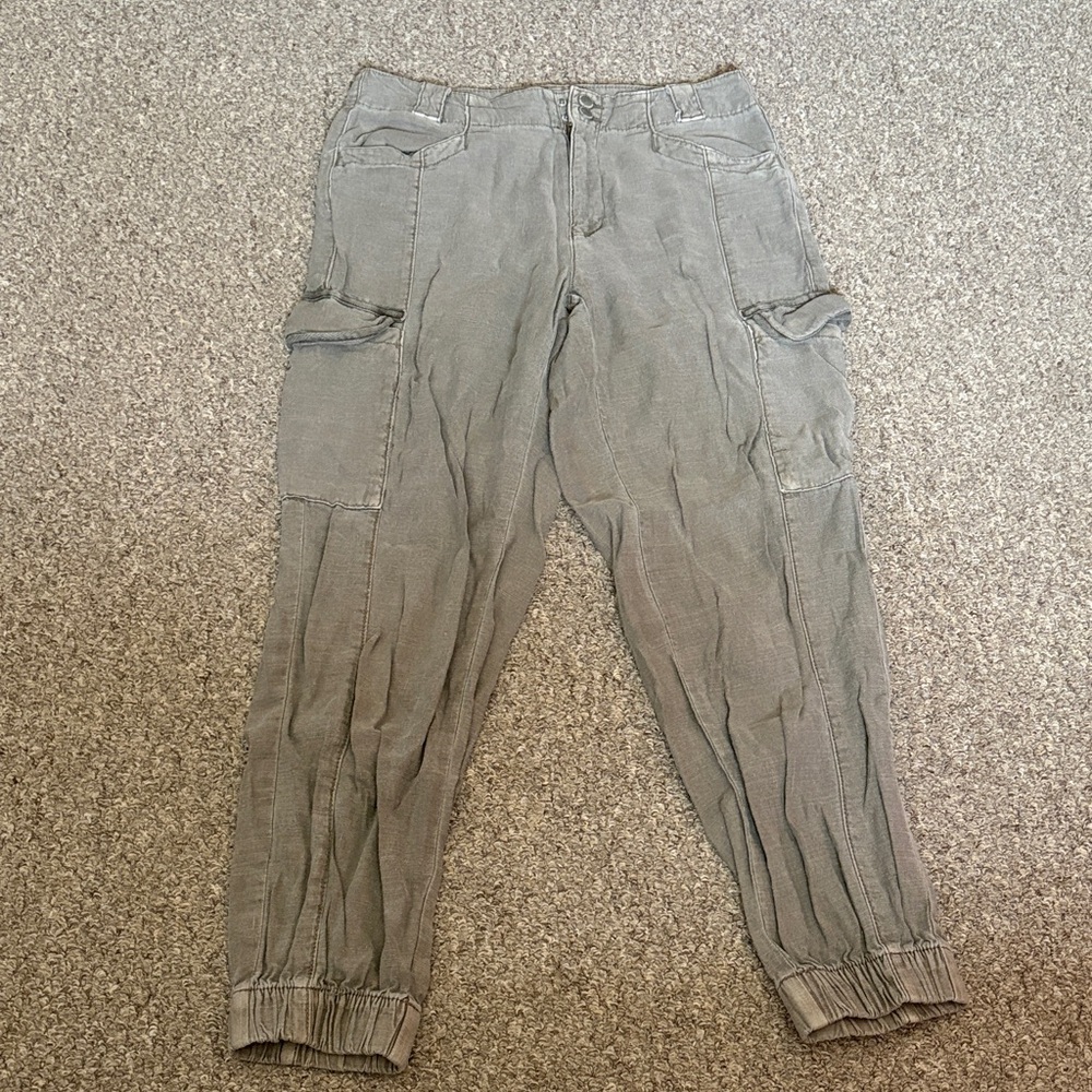 American eagle Army Green Cargo Pants